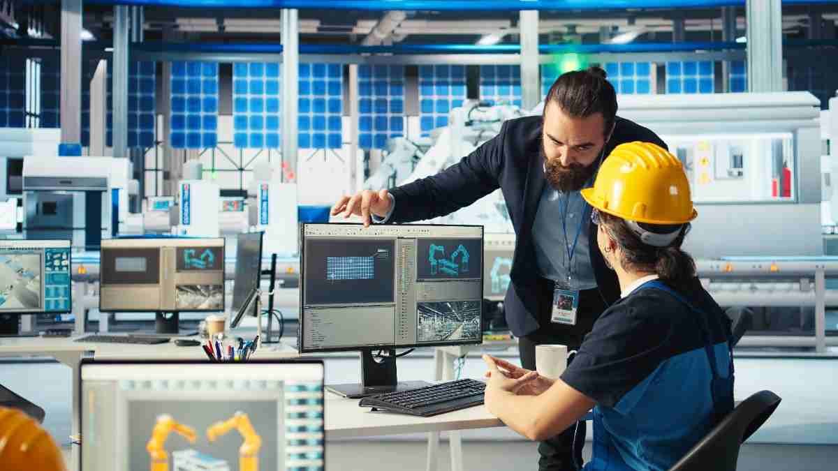 solar-panel-plant-manager-showing-engineer-how-develop-prototypes-50kb